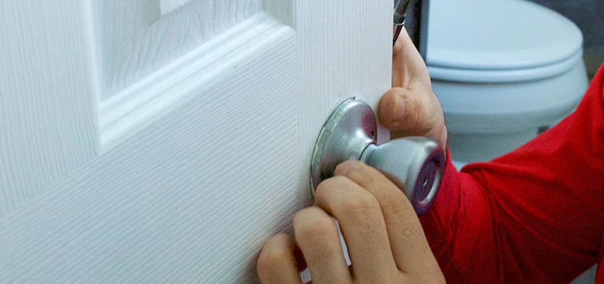 Vintage Door Knob Replacement in Exeter, CA